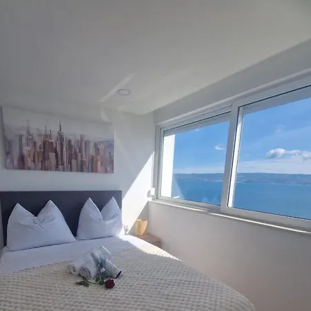 Luxury Penthouse Kasandra Apartment Jesenice (Split-Dalmatia)