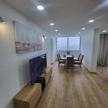 Luxury Penthouse Kasandra * 耶塞尼采